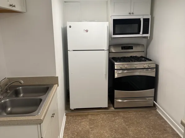 2605 Van Buren St APT 2, Fredericksburg, VA 22401