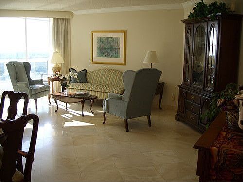 4th image of 21205 Yacht Club Dr APT 2705