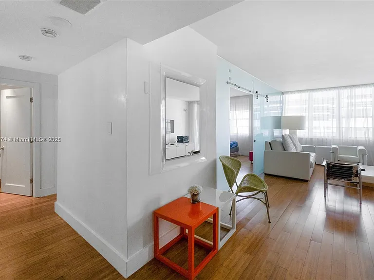 100 Lincoln Rd #923 — Photo 4