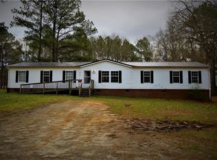1114 Danne Bannister Rd, Belton, SC 29627