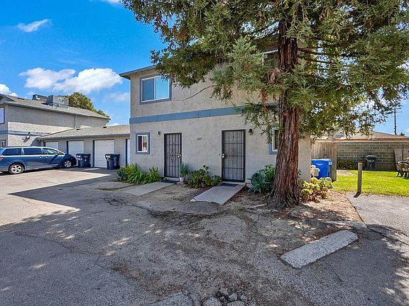 4th image of 3527 Merced Ave