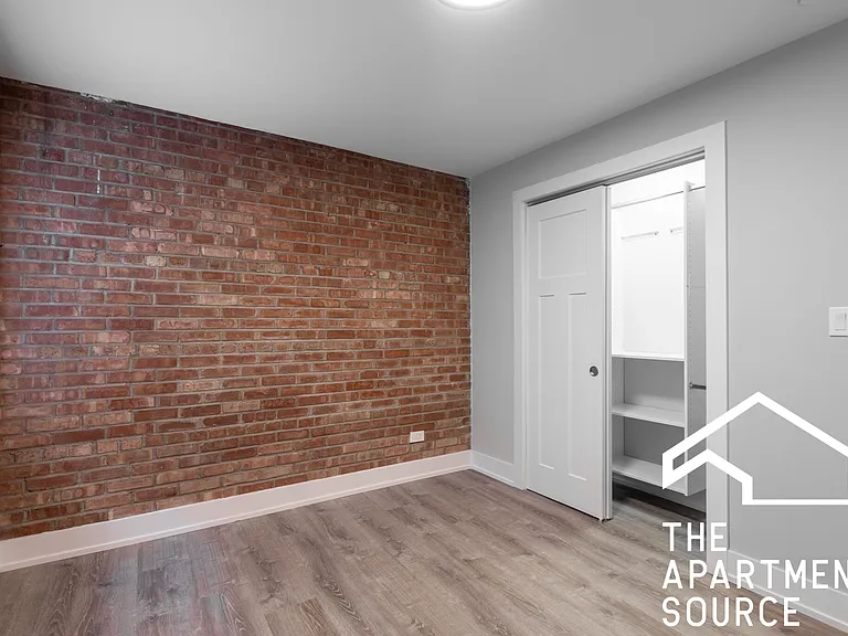 1214 N La Salle Dr #2 — Photo 16