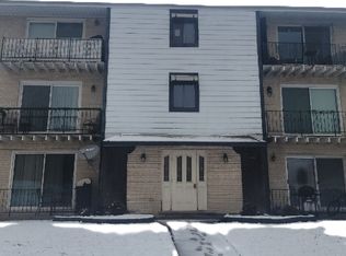 7248 W 86th St APT 2B, Bridgeview, IL 60455