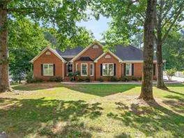 587 Morgan Ct, Hampton, GA 30228
