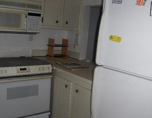 3rd image of 9440 Tangerine Pl APT 103