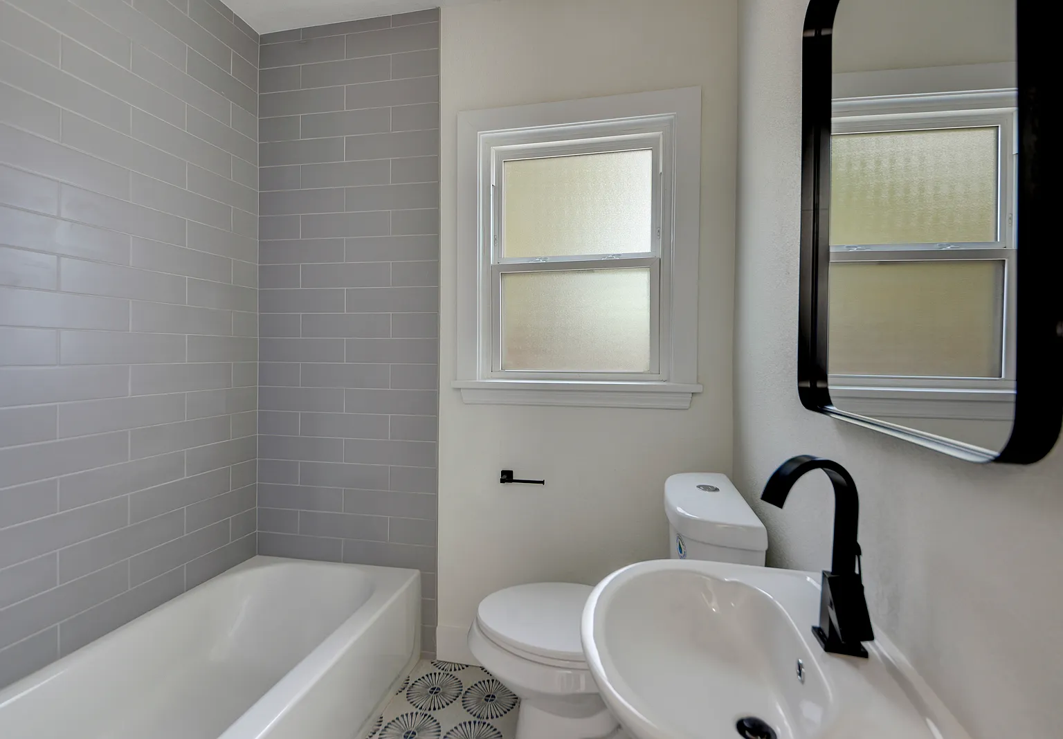 7001 W 48th Ave — Photo 2