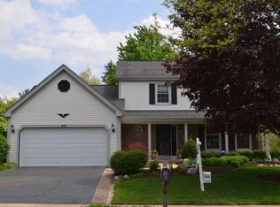 315 Old Hunt Rd, Fox River Grove, IL 60021