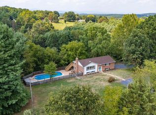 182 Hundley Mill Rd, Staunton, VA 24401