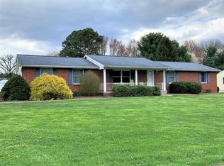 499 Adena Dr, The Plains, OH 45780