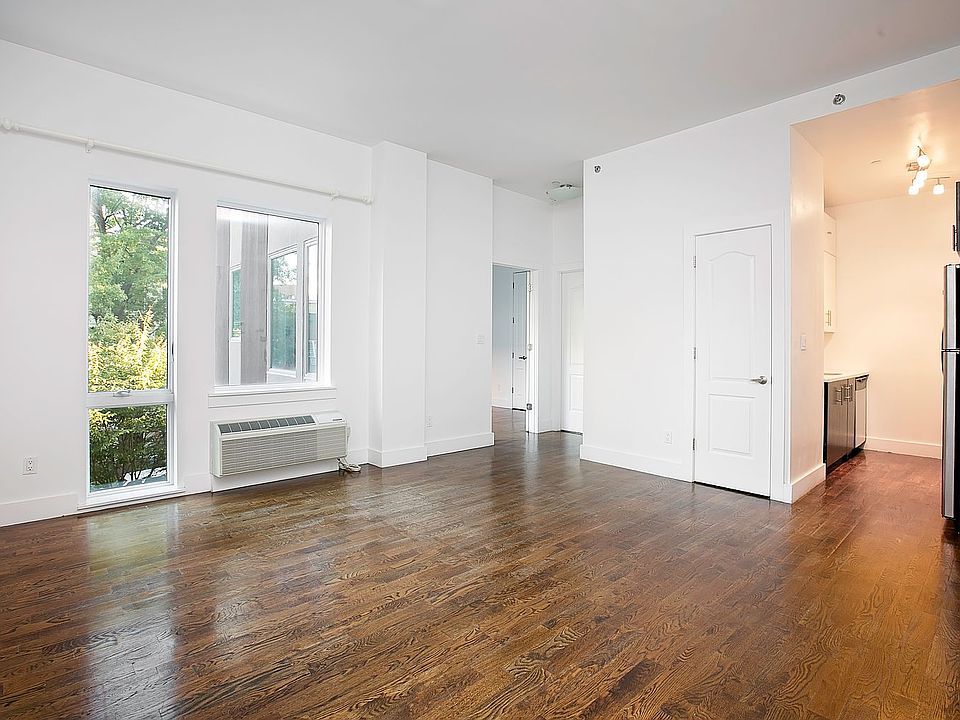 1st image of 59 Hawthorne St APT 3B