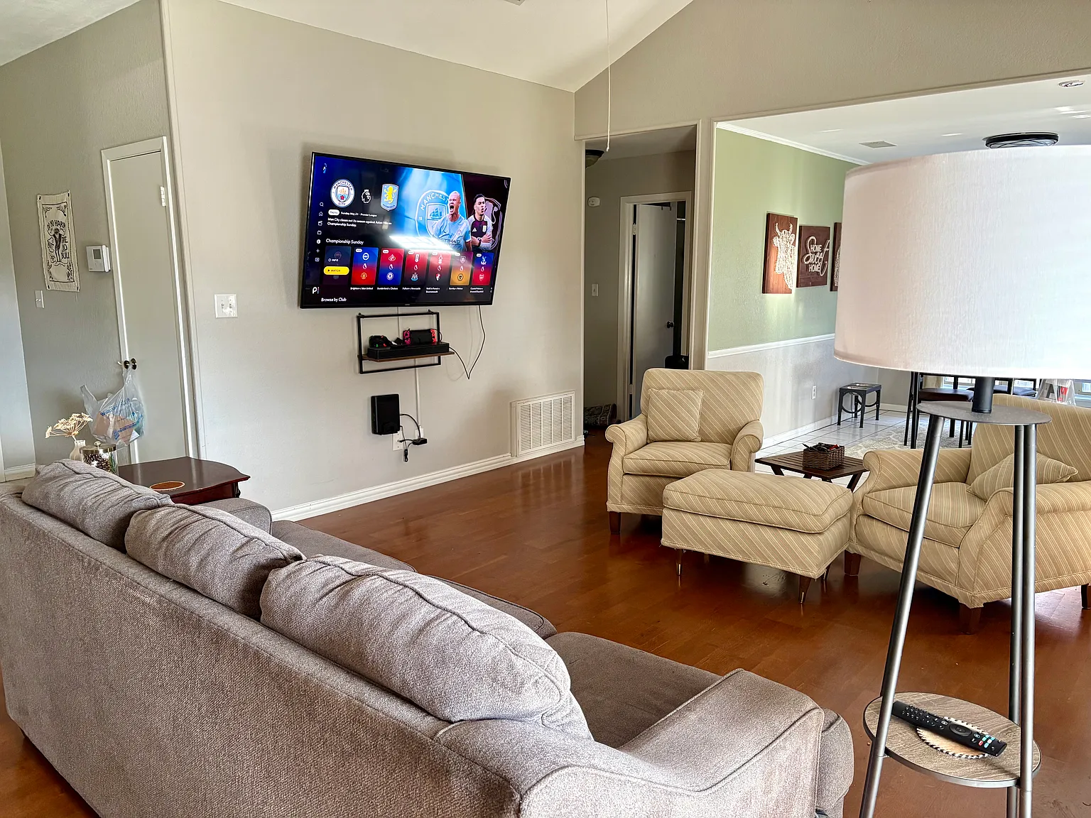 3 bed, 1431 sqft, $5,000 — Photo 4