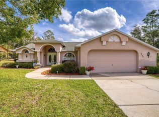 8402 Nightingale Rd, Weeki Wachee, FL 34613