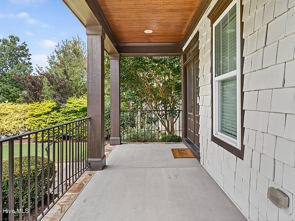 5th image of 243 Grantwood Drive