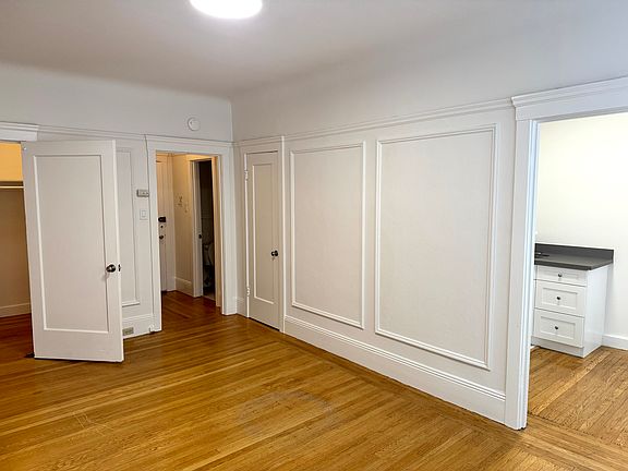 4th image of 2480 Washington St #2d56e9e3c