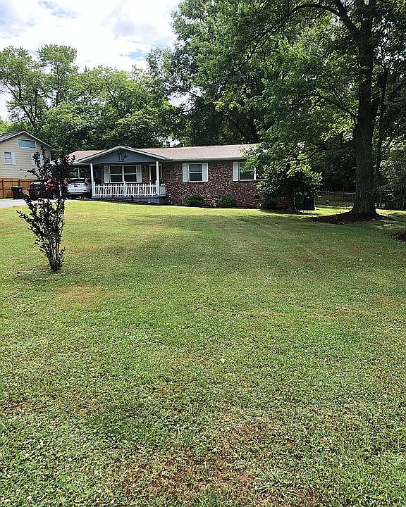 1st image of 712 Kephard Cir