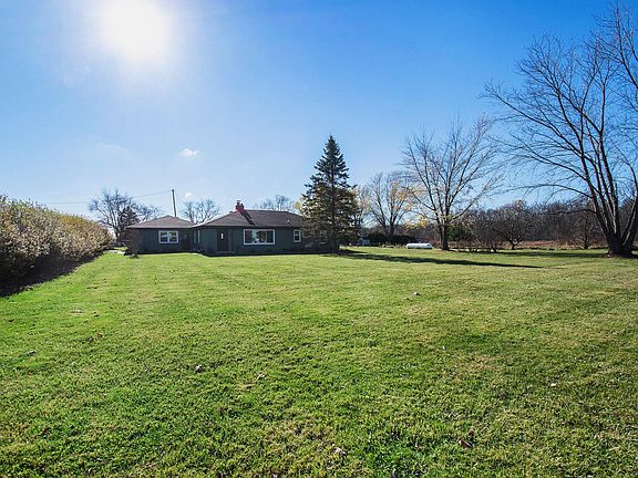 3rd image of 16922 Schwark Rd