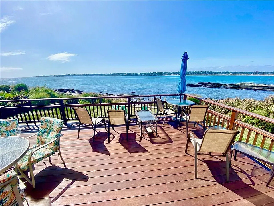 53 Shore Dr