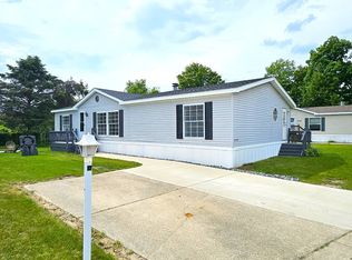 5540 Plumeria St #186, Kalamazoo, MI 49009