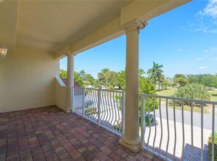 3871 NE 22nd Way, Lighthouse Point, FL 33064