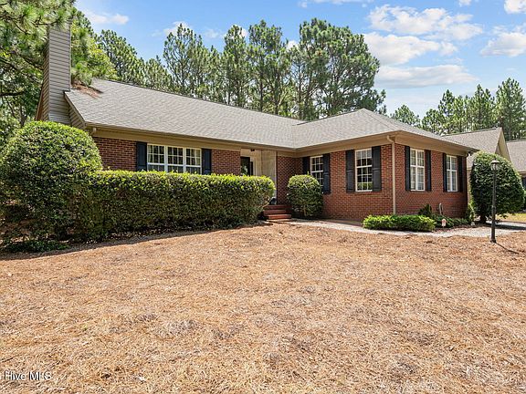 2nd image of 265 Longleaf Dr