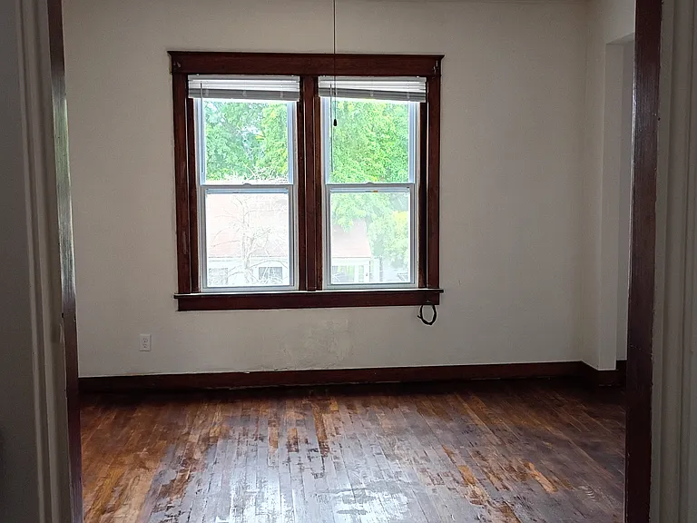 340 McClain Ave — Photo 1