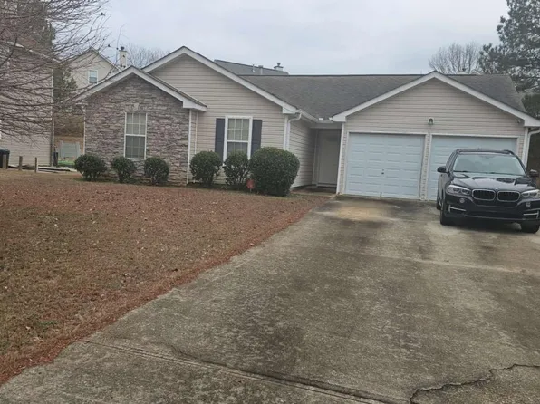 652 Rayella Dr, Stockbridge, GA 30281