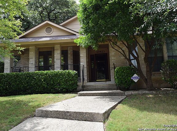 2nd image of 13423 MARCELINE DR