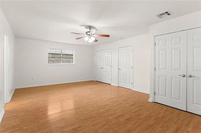 6151 Charlotte Dr — Photo 13