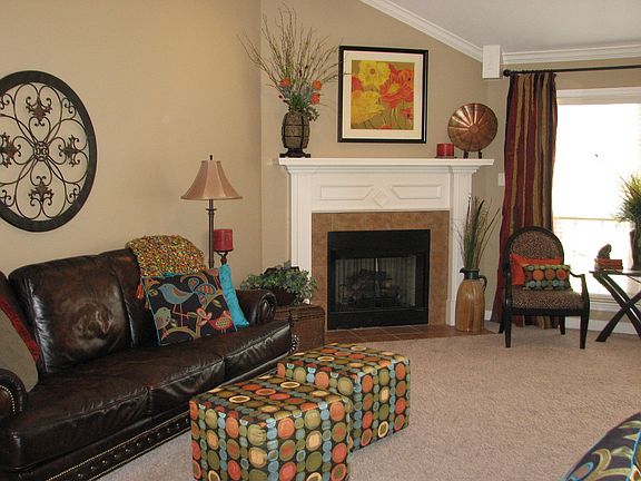 4th image of 2550 Apple Blossom Ln