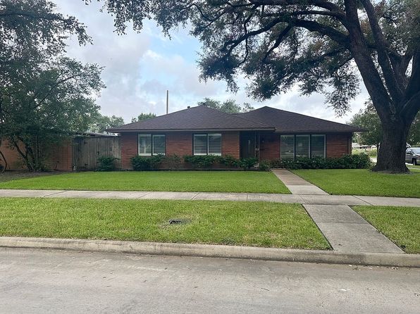 2123 Ridgecrest Dr