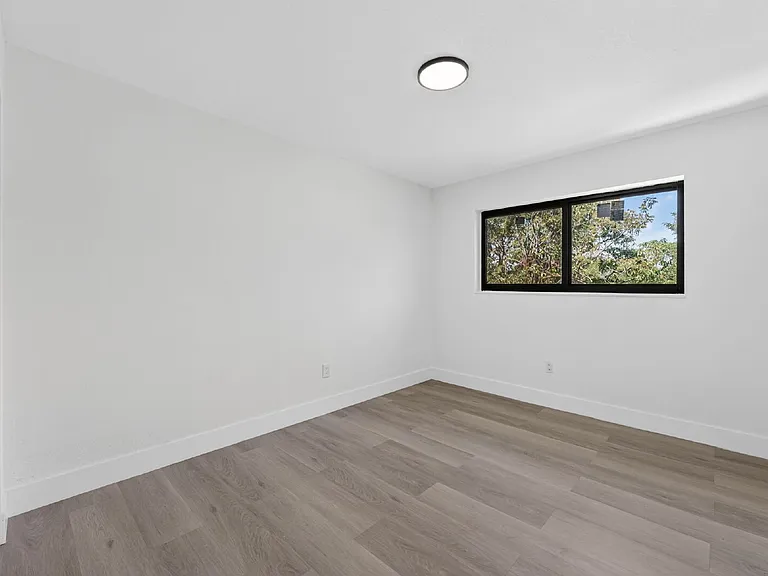37 NW 59th St #7 — Photo 13
