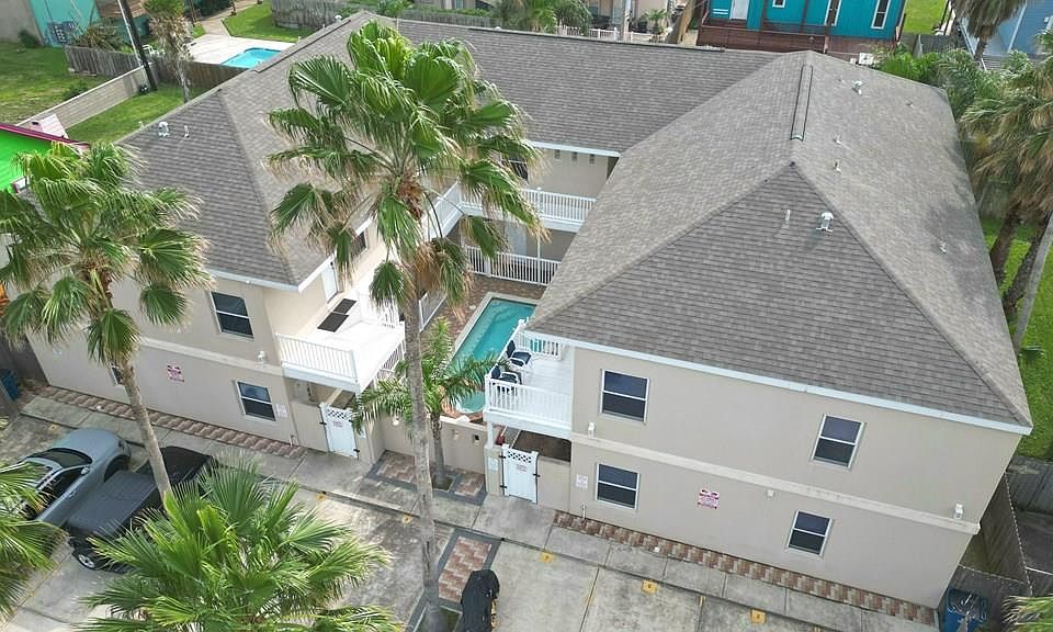1st image of 125 E Esperanza St #4
