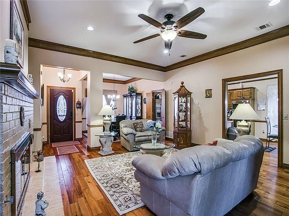 4th image of 4109 Carrizo Dr
