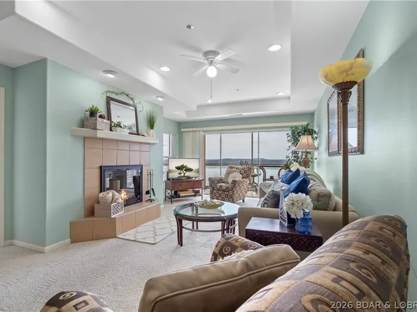 116 Emerald Bay Dr #2C, Lake Ozark, MO 65049