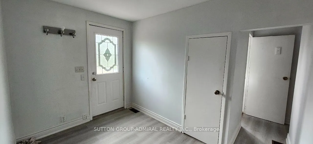 3 bed, $2,295 — Photo 3