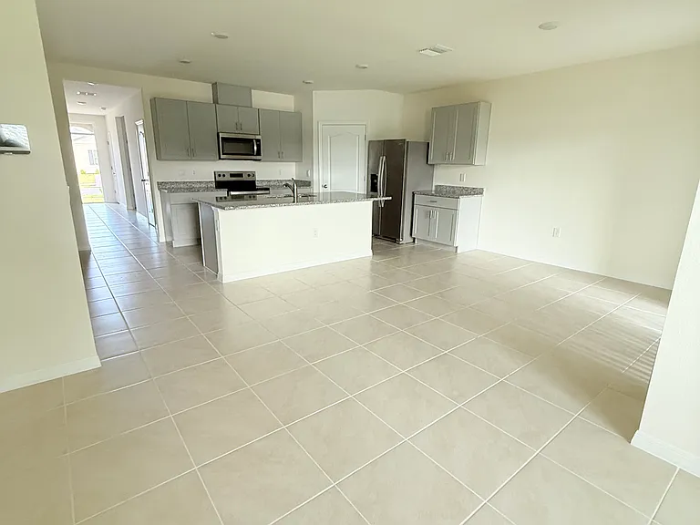 368 Conway Ave — Photo 6