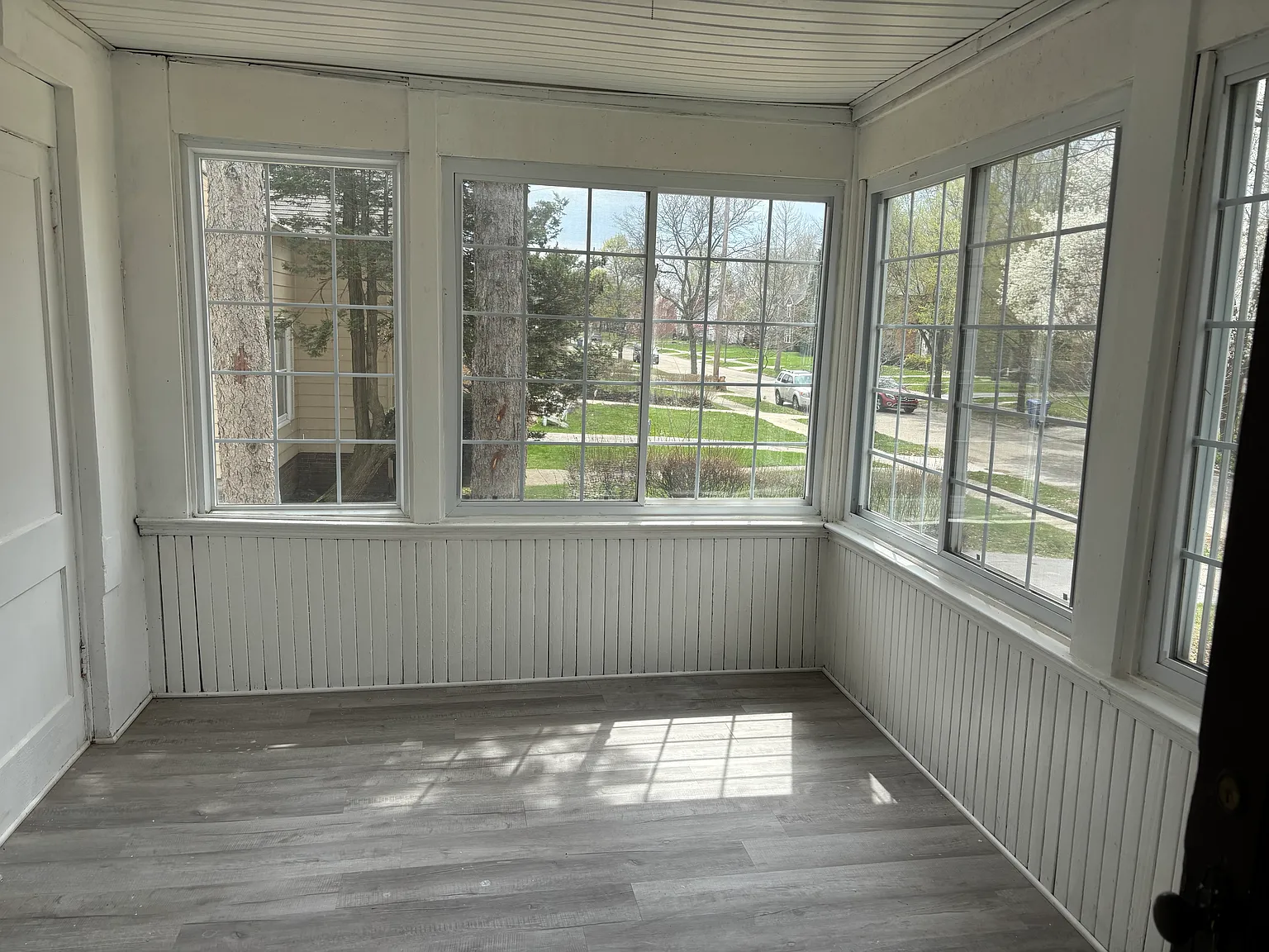 3 bed, 2000 sqft, $1,900 — Photo 2