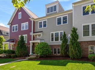 1315 Village Ln, Bridgeville, PA