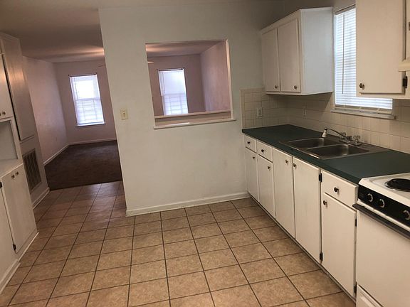 3rd image of 108A Behan St #108A