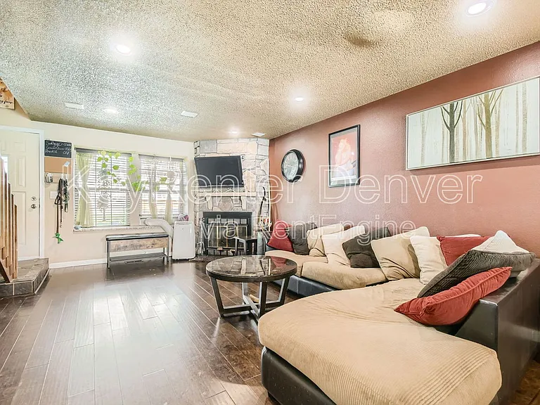 4220 E 94th Ave #B — Photo 4
