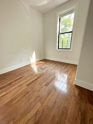 Rented by Camelot Realty Group | media 7