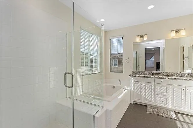 202 Calle Belleza — Photo 10