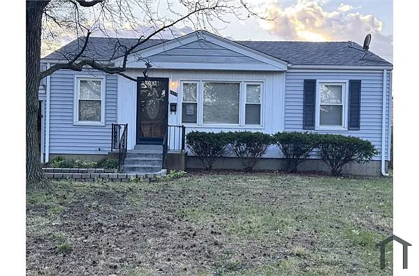 Building Photo - 1425 Saint Bernadette Ln