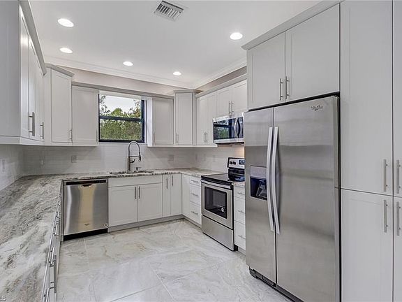 2nd image of 677 35th Ave NW