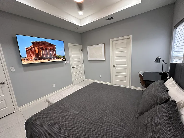 2417 Indian Creek Ave #3 — Photo 23