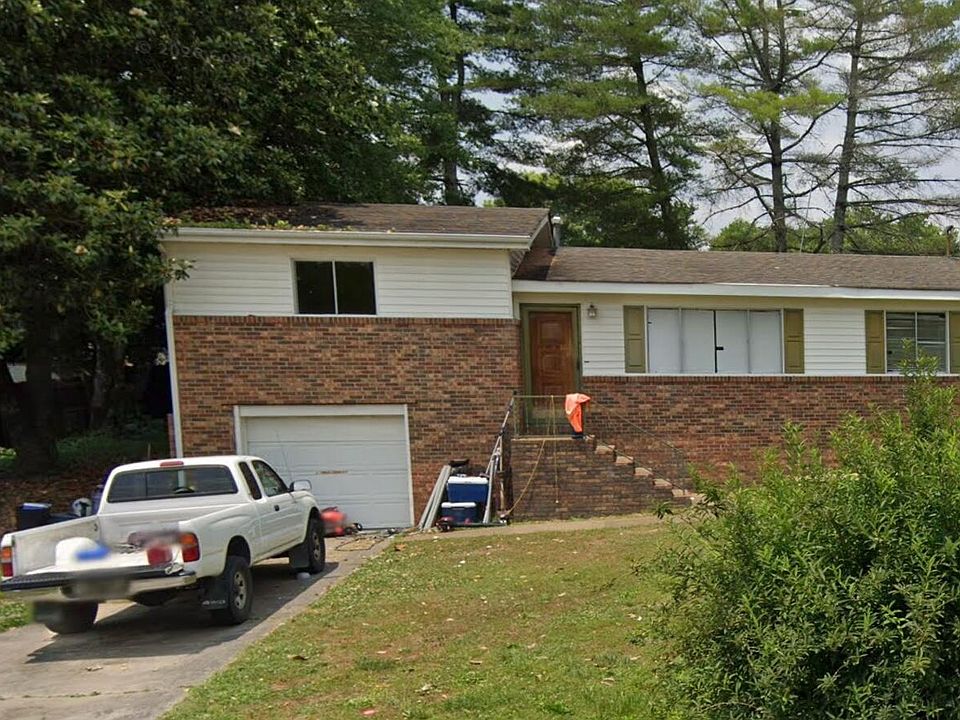 1st image of 217 Walthall Ave