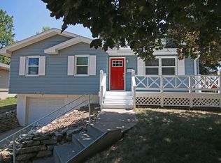 12205 N St, Omaha, NE 68137