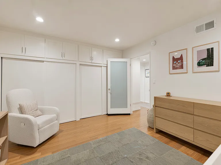 12803 Bloomfield St #2 — Photo 26