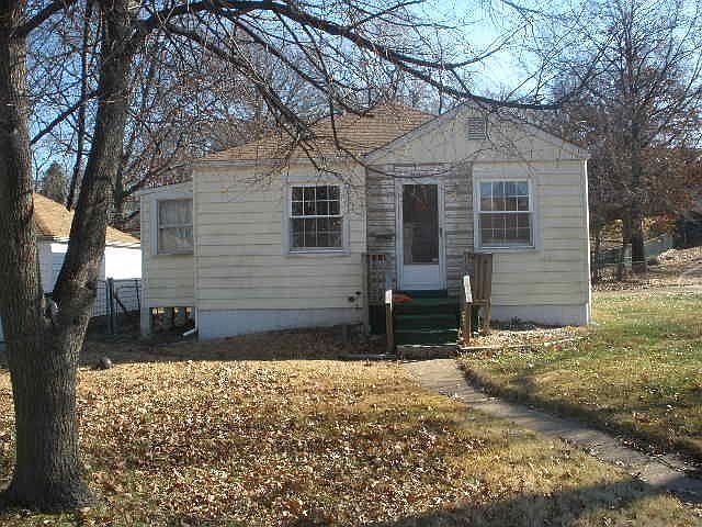 1st image of 5562 Sunbury Ave