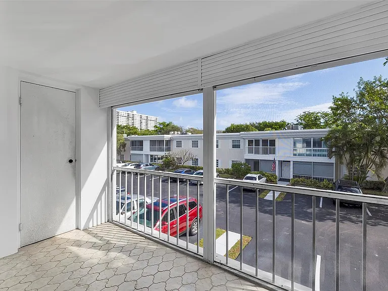 6413 Bay Club Dr #3 — Photo 5